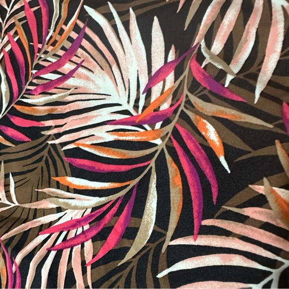 Lands End Crew Neck Rash Guard Swim Tee UPF 50 Palm Print - Picture 7 of 8